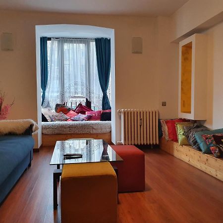 Bucharest Pedestrian Old Town 3 Bedrooms By Orchid Garden エクステリア 写真