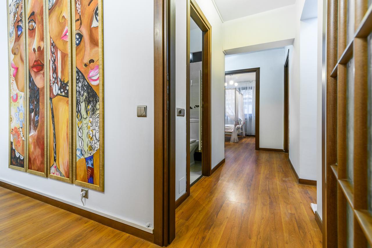 Bucharest Pedestrian Old Town 3 Bedrooms By Orchid Garden エクステリア 写真
