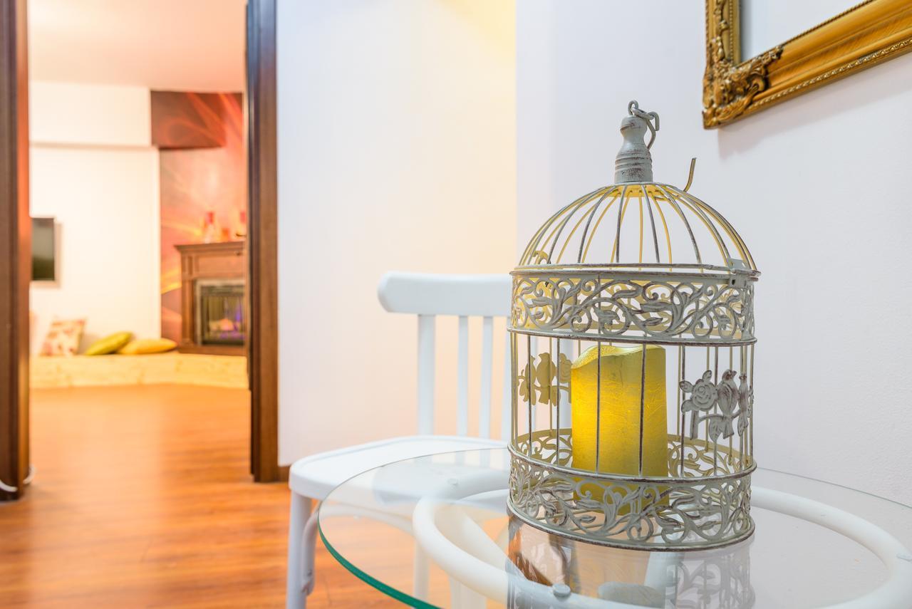 Bucharest Pedestrian Old Town 3 Bedrooms By Orchid Garden エクステリア 写真
